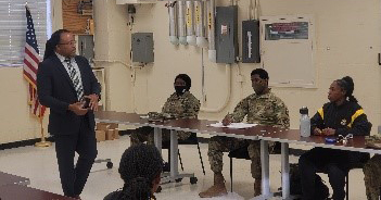 Samuel Armstrong giving Florida Agricultural and Mechanical University (FAMU) Army ROTC Cadets a brief about PaYS