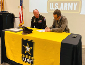 (l-r): CPT Derek Bisson, Commander, New Hampshire Recruiting Company and Mr. Barry Duffy, President, Pike Industries (l-r): CPT Derek Bisson, Commander, New Hampshire Recruiting Company and Mr. Barry Duffy, President, Pike Industries