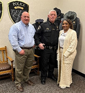 (l-r) Mr. Thomas Newton, Public Information Officer, Sheriff Tobias J. Shelley, Crancena Ross. (l-r) Mr. Thomas Newton, Public Information Officer, Sheriff Tobias J. Shelley, Crancena Ross.