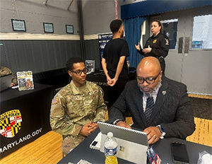 PV2 Brown with PaYS marketer PV2 Brown with PaYS marketer