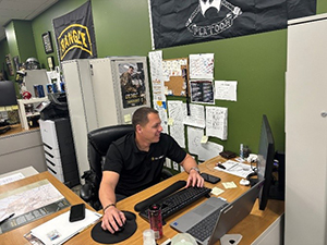 SSG Jeremy Jordan registers for the Army PaYS program